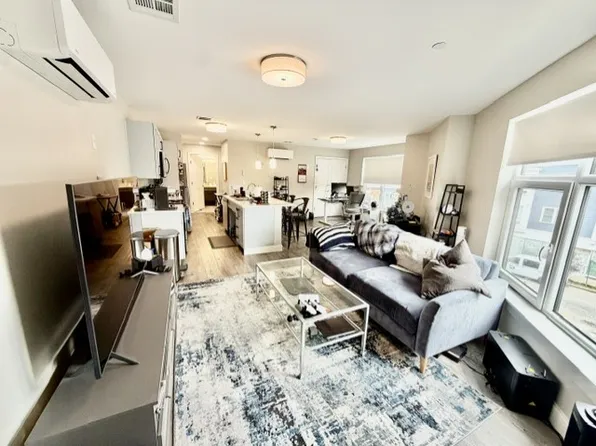 882 Massachusetts Ave, Arlington, MA