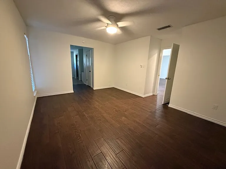 4608 Oak Knoll St — Photo 12