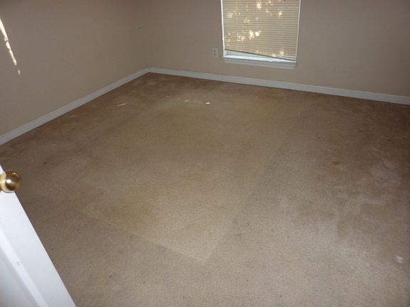 4th image of 125 Cannon Dr