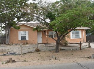 212 2nd St SE, Rio Rancho, NM 87124