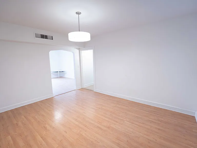 3007 Grand Ave #6 — Photo 12