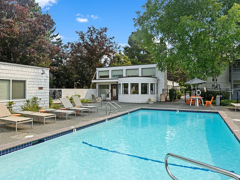 Large Outdoor Pool at The Lakes Apartments in Bellevue, WA 98007