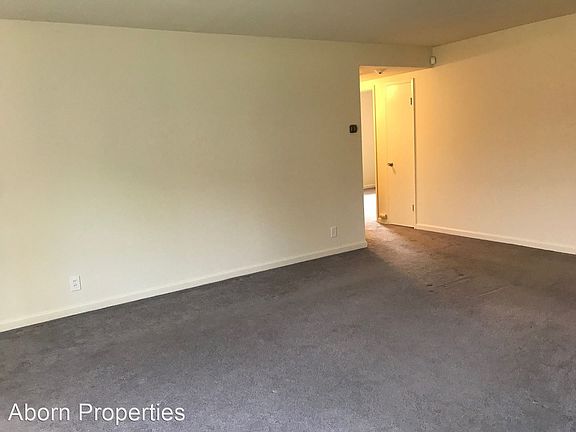 4th image of 2724 Newhall St
