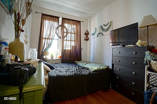 Rented by Citi Habitats | media 16