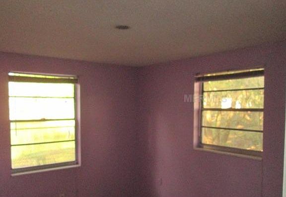 3rd image of 8907 N Newport Ave