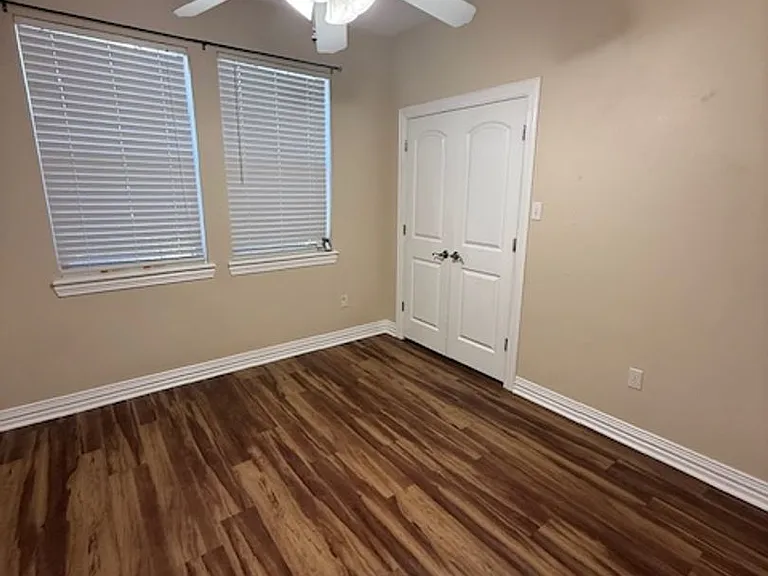 2319 Independence Blvd — Photo 14