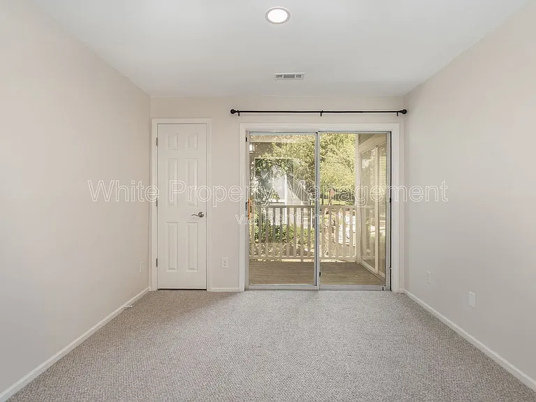 2516 Cranbrook Ln #9 — Photo 17