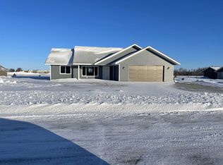 513 Spruce Dr NE, Staples, MN 56479