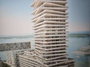 15 Queens Quay E #2210, Toronto, ON M5E 0A4