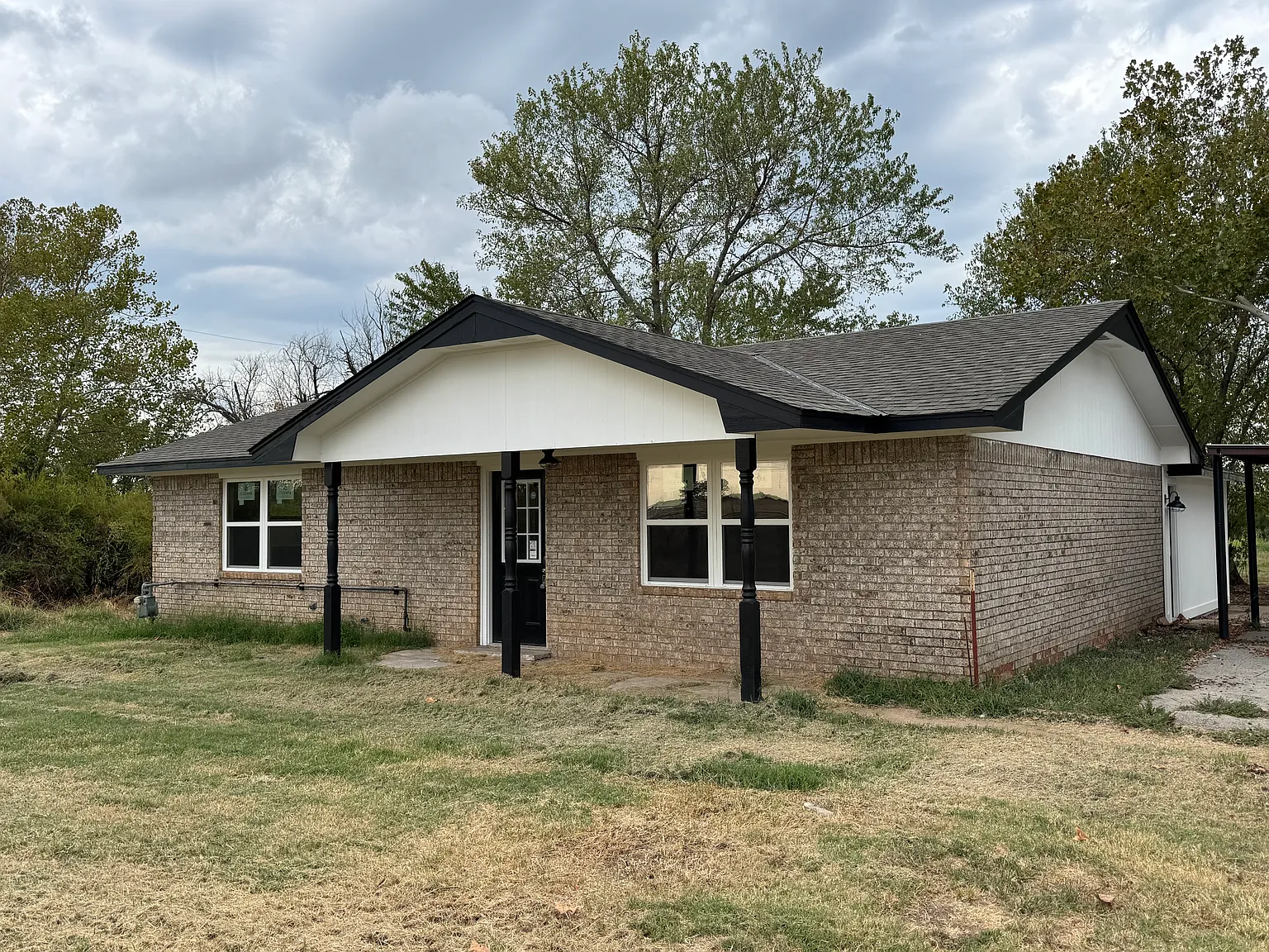 3 bed, 2.5 bath, 1500 sqft, $1,700 — Photo 1