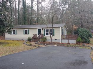 255 Lake Caroline Dr, Ruther Glen, VA 22546