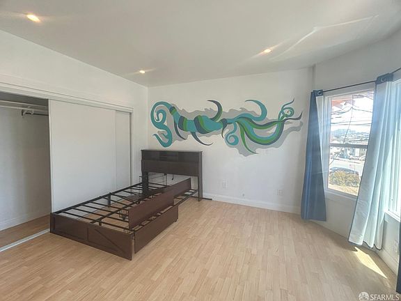 3rd image of 224 Cordova St