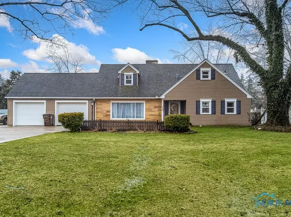 760 E Linfoot St, Wauseon, OH 43567