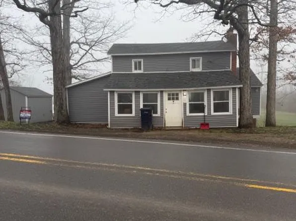 1983 Maxfield Rd, Hartland, MI 48353
