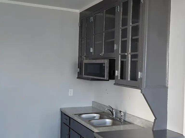 605 South Lexington Avenue - B-6 — Photo 5