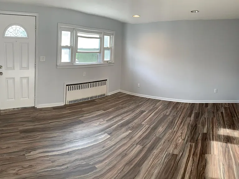 535 Main St #2 — Photo 1