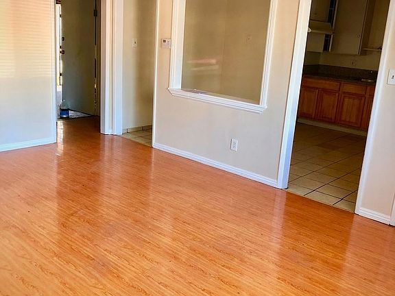 2nd image of 8 Scottsdale Dr