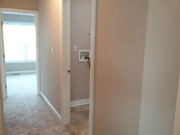 3rd image of 710 Sherwood Green Ct