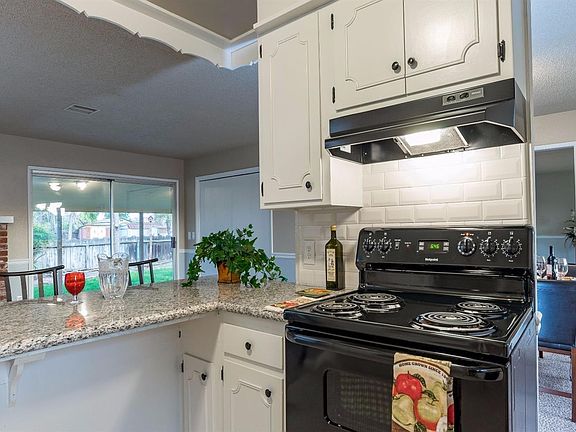 5th image of 13573 S Kincaid Ave