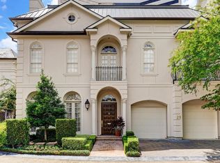 28 Eaton Sq, Houston, TX 77027