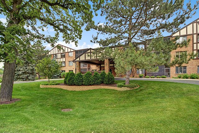 1st image of 7800 W Foresthill Ln #302B
