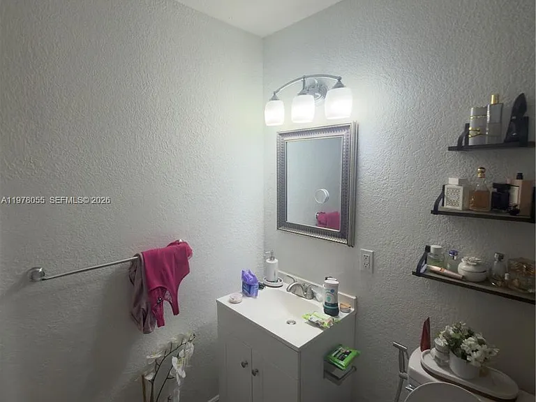 17100 NW 77th Ct #1 — Photo 7