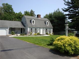 522 Gauvin Dr, Warwick, RI 02886