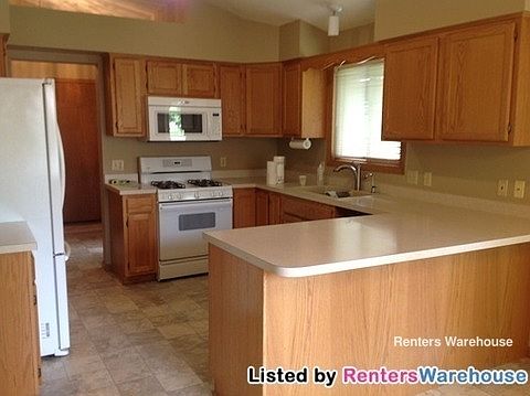 2nd image of 5360 187th St W