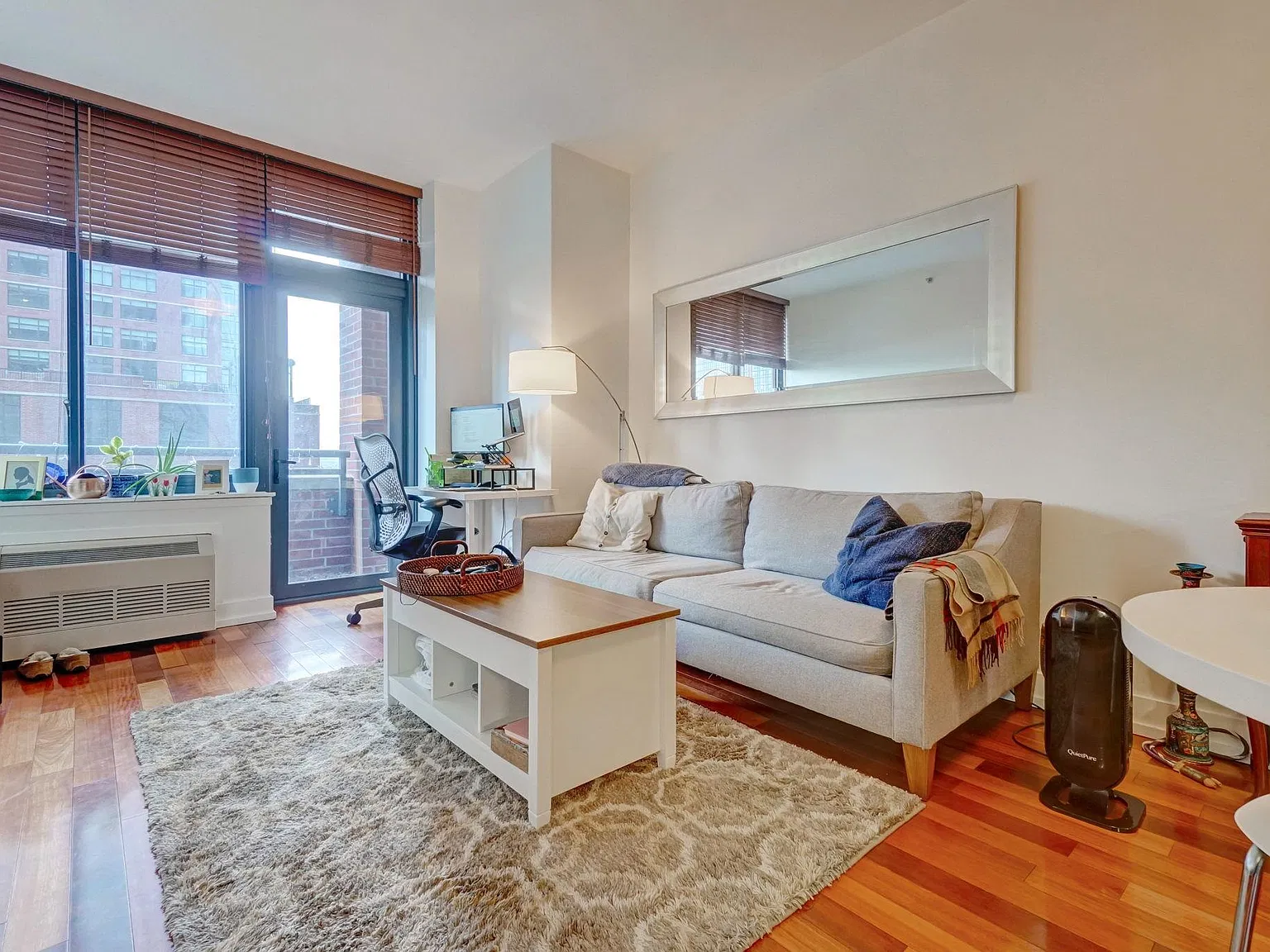 A Condos — Photo 4