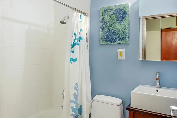 Sold by iList, LLC | media 13