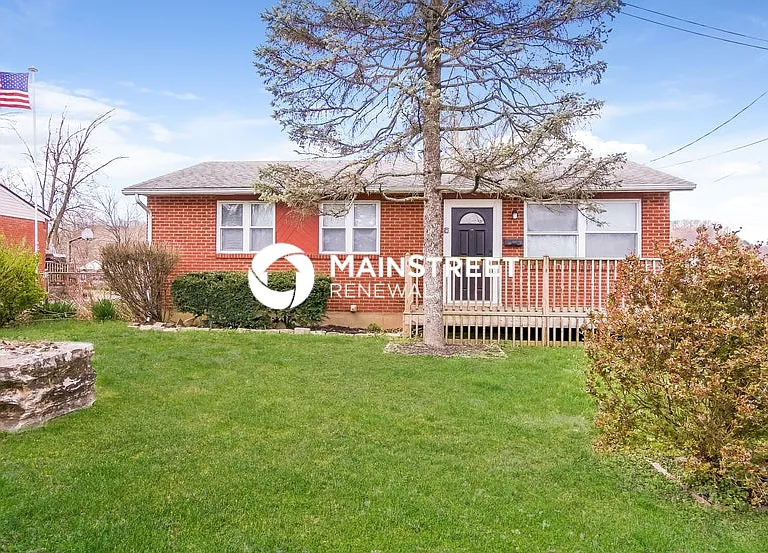 9412 Titan Dr — Photo 1