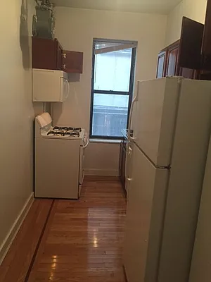 Rented by PMG Real Estate  | media 7