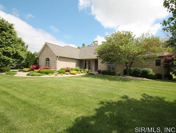 1st image of 186 Berringer Dr