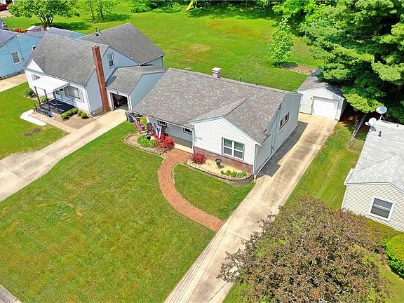 2nd image of 2536 Nadyne Dr