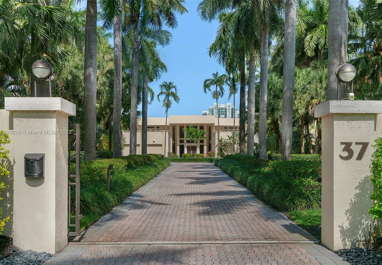 37 Star Island Dr, Miami Beach, FL 33139 Zillow