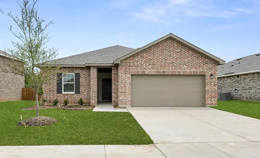 17 Glen Crossing Rd