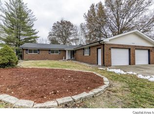 10 Andover Dr, Springfield, IL 62704