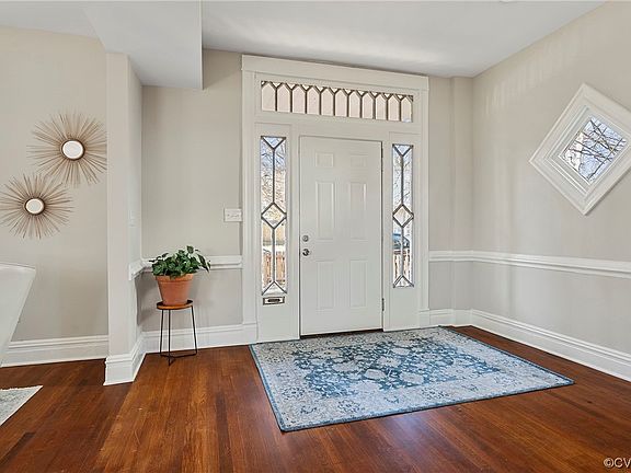 4th image of 3007 3rd Ave