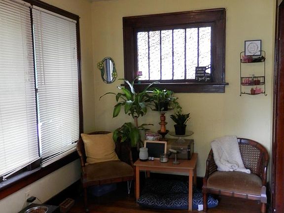 2nd image of 619 Wilson Ave
