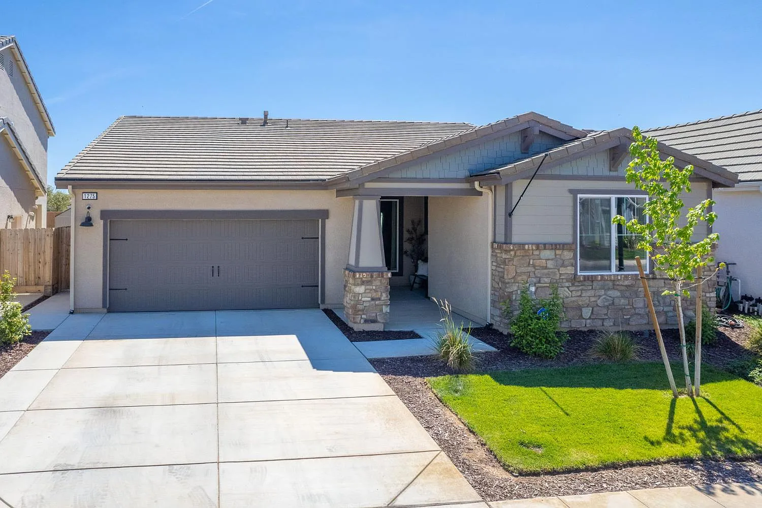 1275 S Traverse Dr photo 1