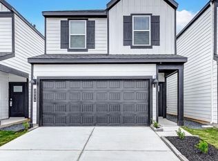 2934 Crown Gate Dr, Houston, TX 77047