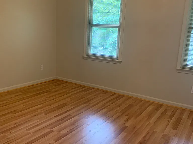 2412 Quaker Landing Rd — Photo 24