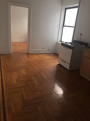 Rented by PMG Real Estate  | media 9