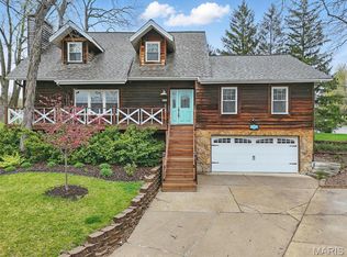 613 Lakeview Rd, Lake Saint Louis, MO 63367