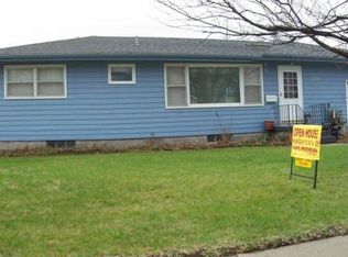 1755 E 20th St, Fremont, NE 68025