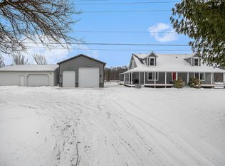 8668 N 40th St, Augusta, MI 49012