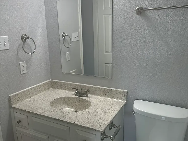3109 Whisper Oaks Ln #A — Photo 9