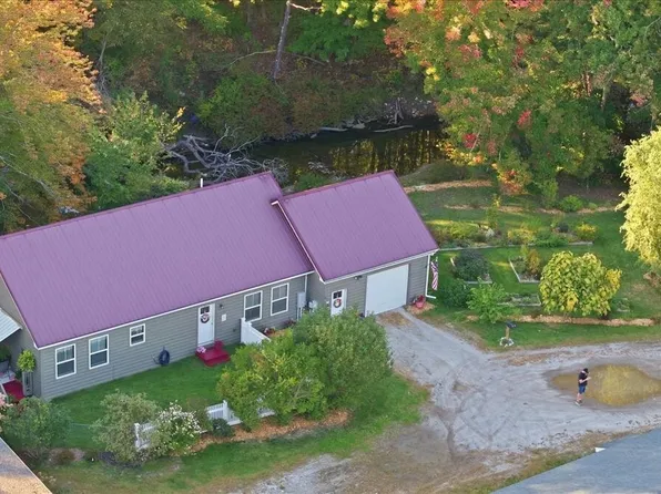 13 Robinson Way, Oxford, ME 04270