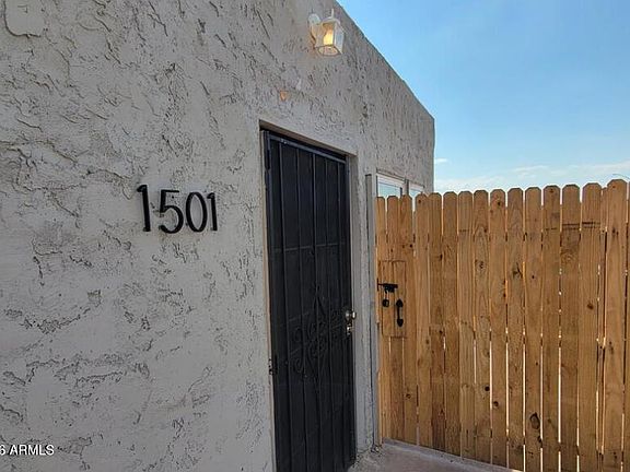 4th image of 830 S 15TH Avenue