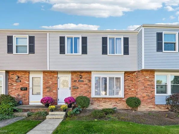 7430 Duke Ct #10-C, Mentor, OH 44060